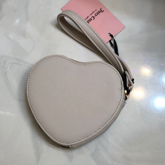 Juicy Couture Retro Vibe Liquorice & Angel Heart Zip Around Wristlet NWT - Picture 9 of 15